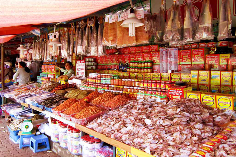 Cửa hàng đặc sản tại Nha Trang sẽ là lựa chọn uy tín để mua mắm Nêm Nha Trang